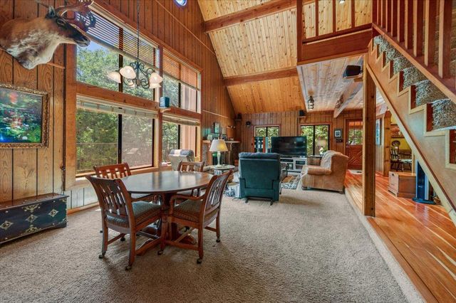 13709 Capitol Dr, Grass Valley, CA 95945