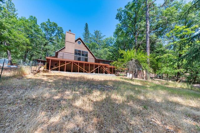13709 Capitol Dr, Grass Valley, CA 95945