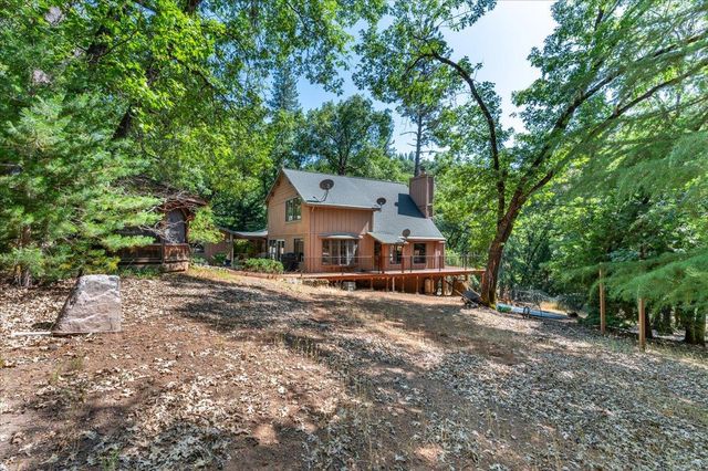 13709 Capitol Dr, Grass Valley, CA 95945