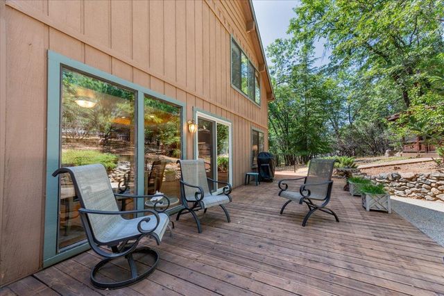 13709 Capitol Dr, Grass Valley, CA 95945