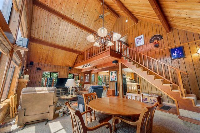 13709 Capitol Dr, Grass Valley, CA 95945