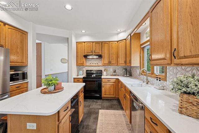 235 Winding Meadow Way, Monument, CO 80132