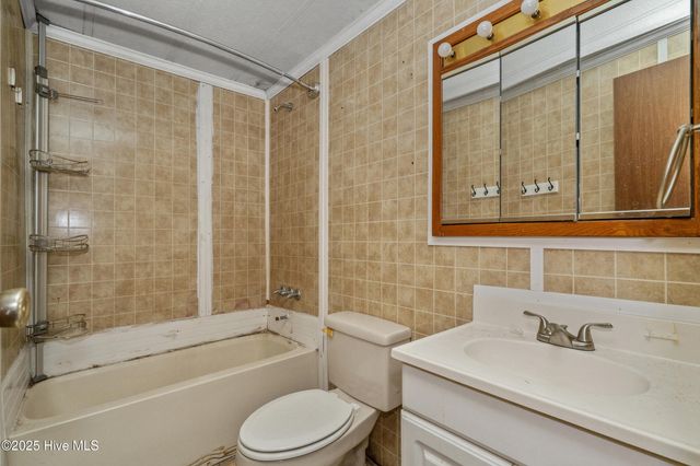 670 Calabash Road NW, Calabash, NC 28467