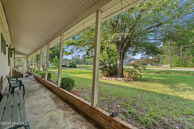670 Calabash Road NW, Calabash, NC 28467