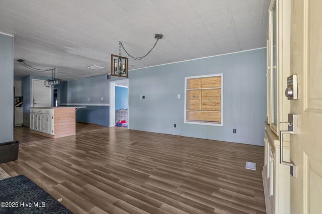 670 Calabash Road NW, Calabash, NC 28467