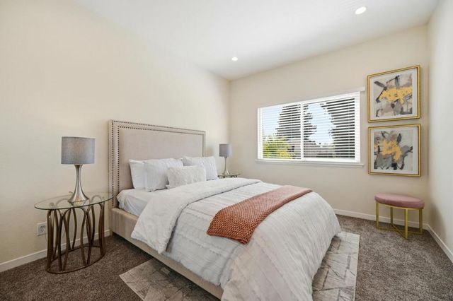 1110 Bayswater Avenue 303, Burlingame, CA 94010