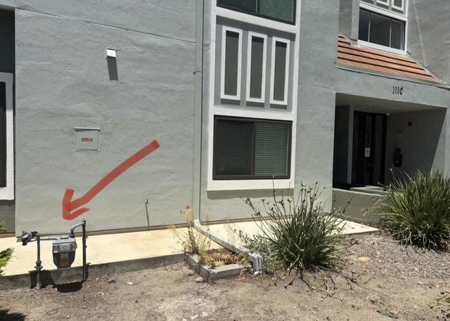 1110 Bayswater Avenue 303, Burlingame, CA 94010