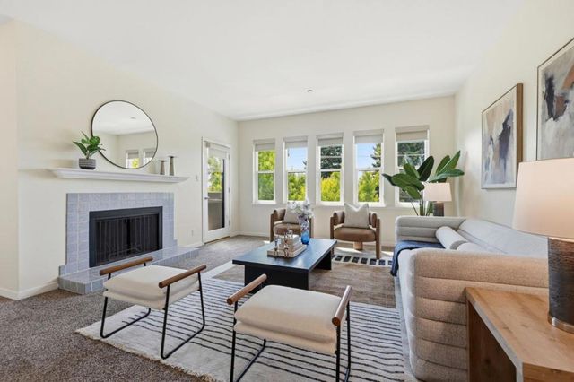 1110 Bayswater Avenue 303, Burlingame, CA 94010