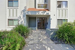 1110 Bayswater Avenue 303, Burlingame, CA 94010