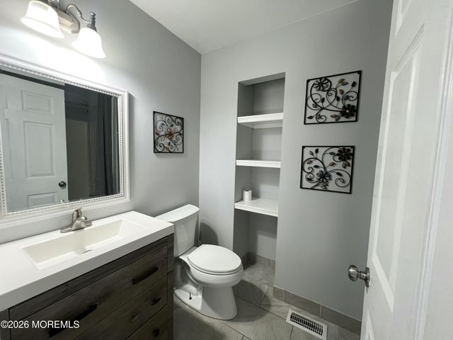 62 Stonegate Drive, Tuckerton, NJ 08087