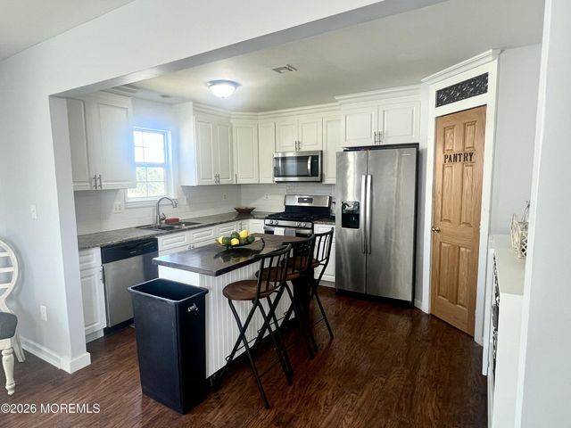 62 Stonegate Drive, Tuckerton, NJ 08087