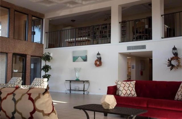 9370 SW 8th Street 117, Boca Raton, FL 33428