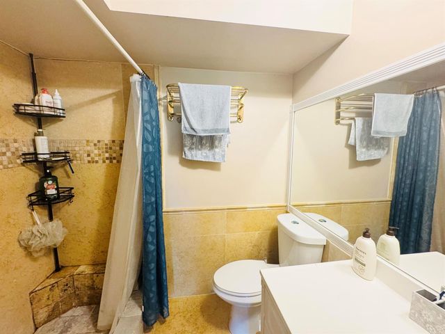 9370 SW 8th Street 117, Boca Raton, FL 33428
