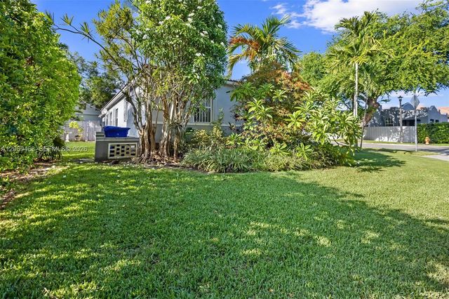 2470 SW 23rd Avenue, Miami, FL 33145