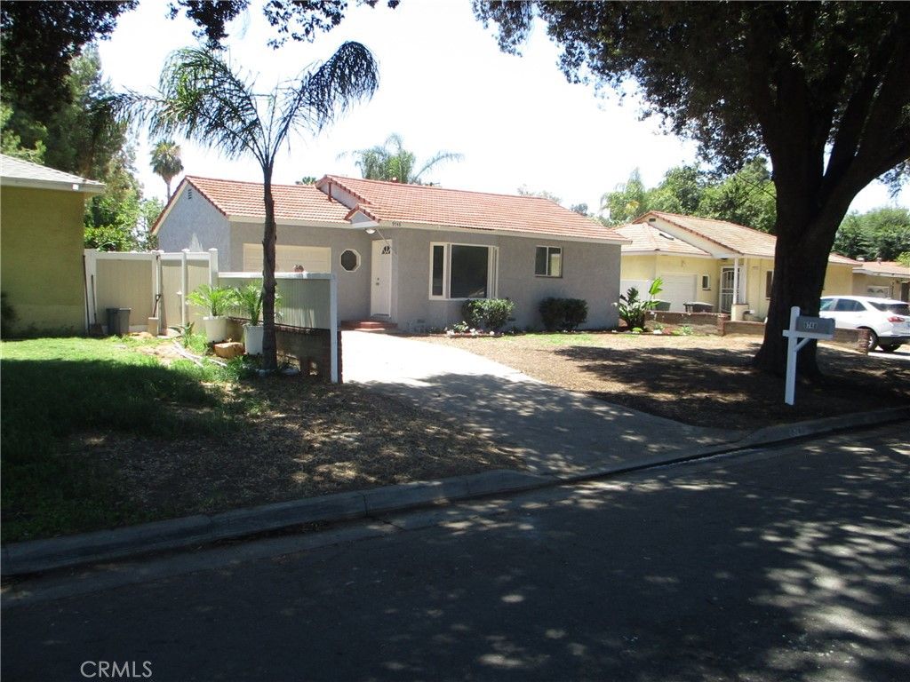 9748 Belmont, Riverside, CA 92503 — photo 2