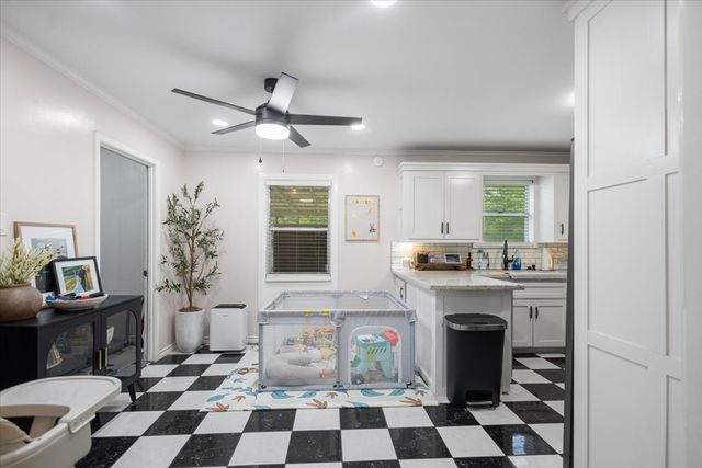2304 Kaynell Drive, Henderson, TX 75654