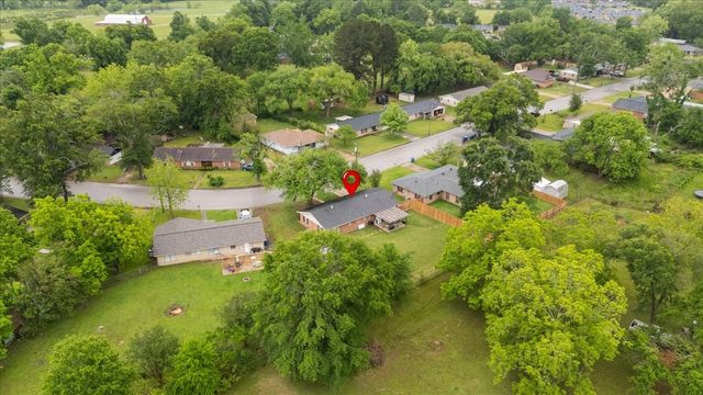 2304 Kaynell Drive, Henderson, TX 75654