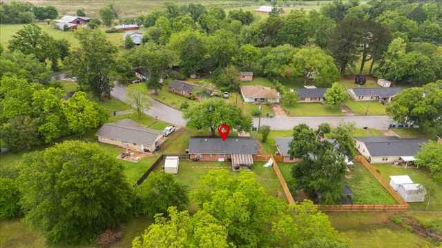 2304 Kaynell Drive, Henderson, TX 75654