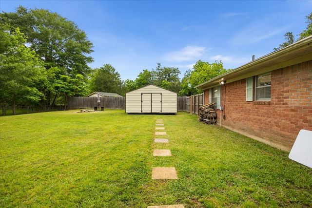 2304 Kaynell Drive, Henderson, TX 75654