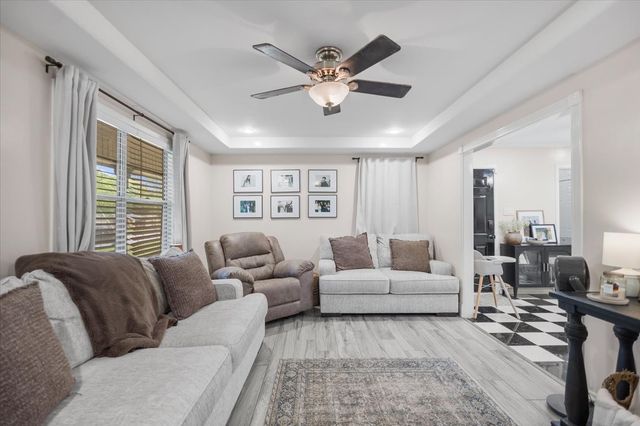 2304 Kaynell Drive, Henderson, TX 75654
