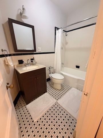 21 Beacon 3N, Boston, MA 02108