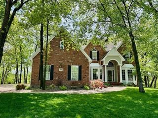 2648 Ashurst Lane, Lee's Summit, MO 64081