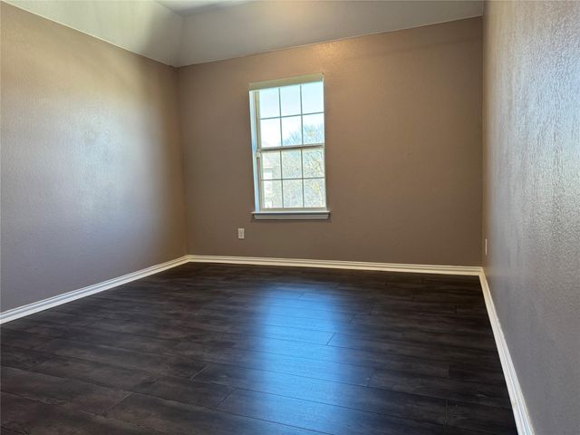 623 Pheasant Hill LN, Georgetown, TX 78628