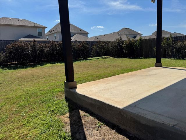 623 Pheasant Hill LN, Georgetown, TX 78628