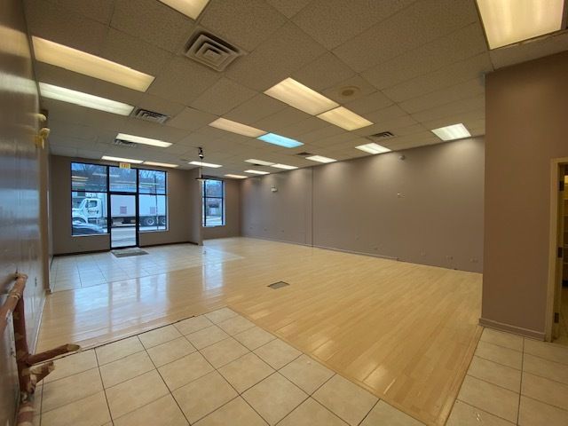 1675 N Milwaukee Avenue, Chicago, IL 60647