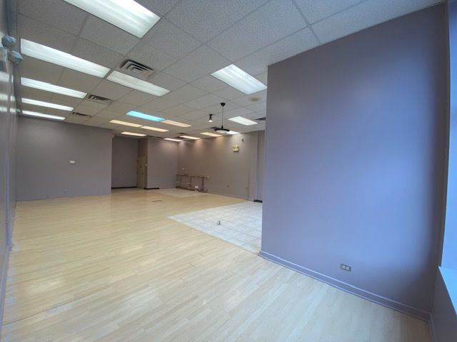 1675 N Milwaukee Avenue, Chicago, IL 60647