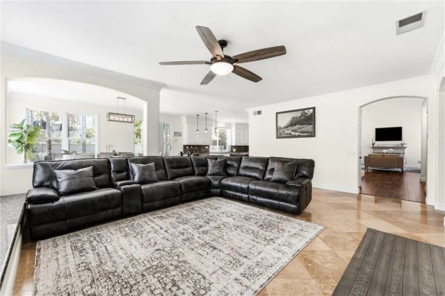 2477 Saffron Glen, Escondido, CA 92029
