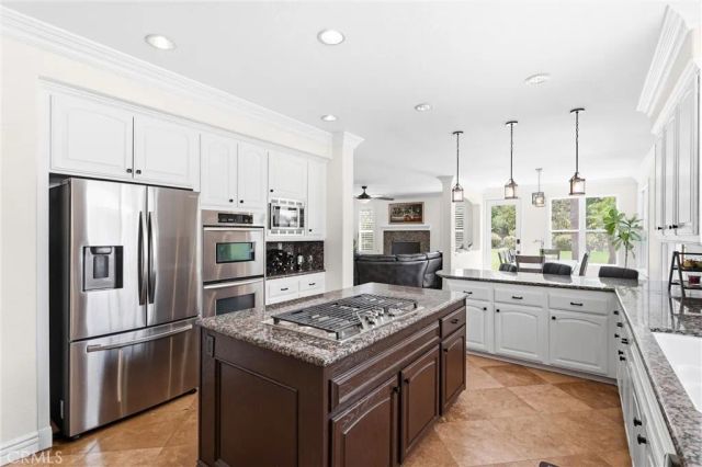 2477 Saffron Glen, Escondido, CA 92029