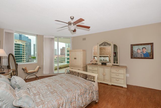411 N New River Dr Drive E 1703, Fort Lauderdale, FL 33301