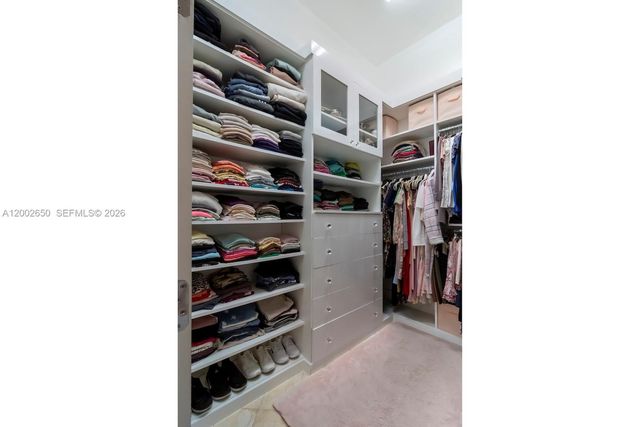 651 Sweet Bay Ave, Plantation, FL 33324