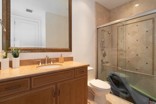 651 Sweet Bay Ave, Plantation, FL 33324