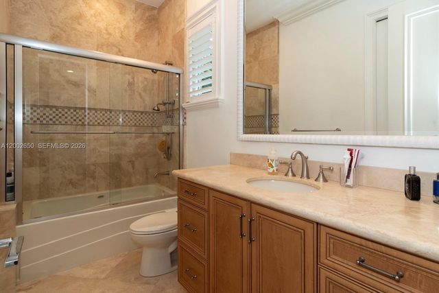 651 Sweet Bay Ave, Plantation, FL 33324