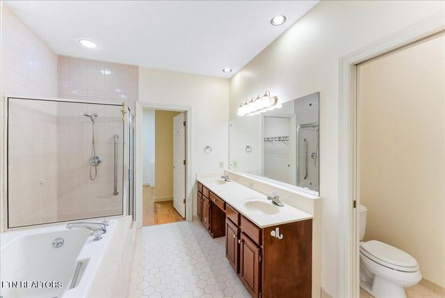 1402 Coachman Lane, Knoxville, TN 37919