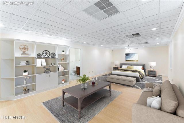 1402 Coachman Lane, Knoxville, TN 37919