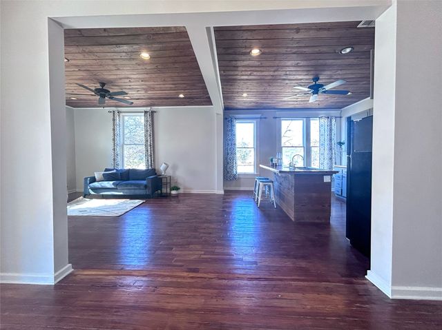 931 N 12th Street, Waco, TX 76707