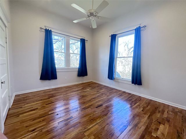 931 N 12th Street, Waco, TX 76707