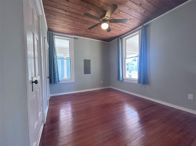 931 N 12th Street, Waco, TX 76707