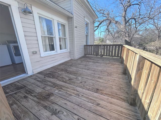 931 N 12th Street, Waco, TX 76707