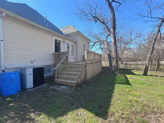 931 N 12th Street, Waco, TX 76707