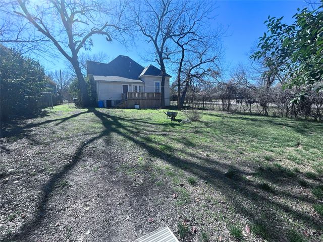 931 N 12th Street, Waco, TX 76707