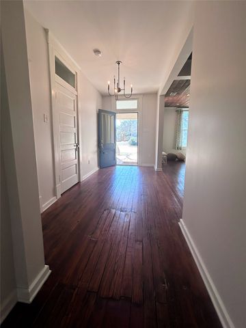 931 N 12th Street, Waco, TX 76707