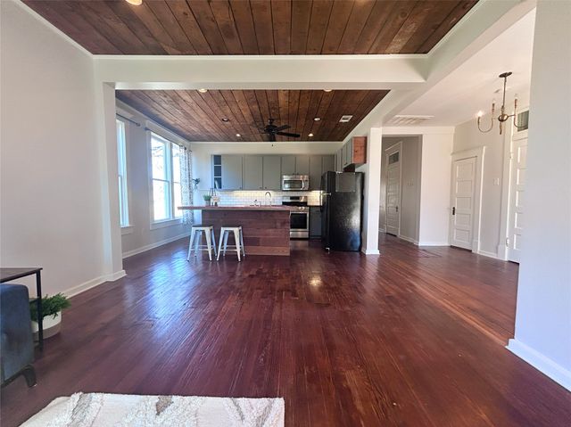 931 N 12th Street, Waco, TX 76707