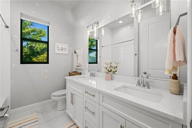 1418 NW 37th PL, Cape Coral, FL 33993