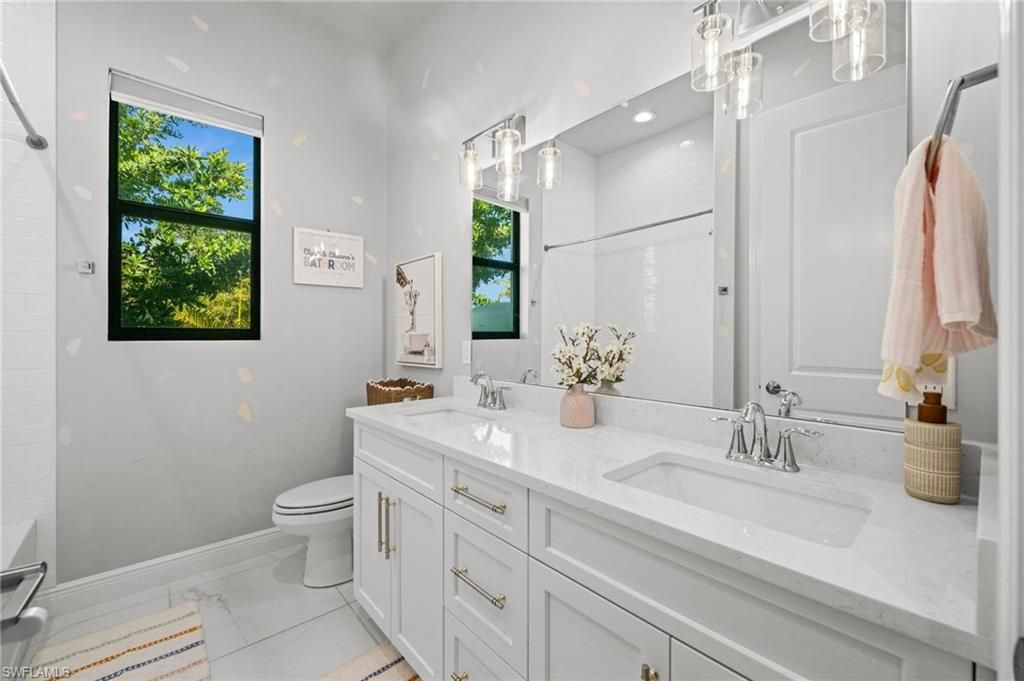 Image 36 of property listing at 1418 NW 37th PL, Cape Coral, FL 33993