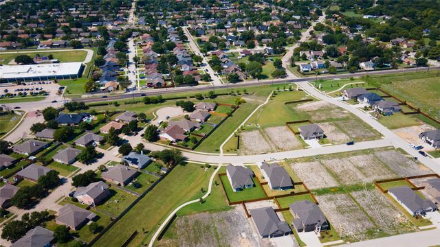 110 Memorial Drive, Forney, TX 75126