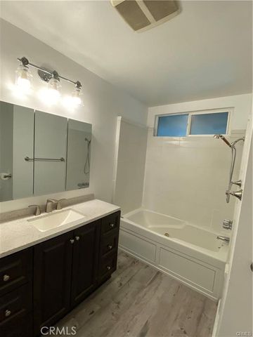 8961 Etiwanda Avenue, Northridge (los Angeles), CA 91325